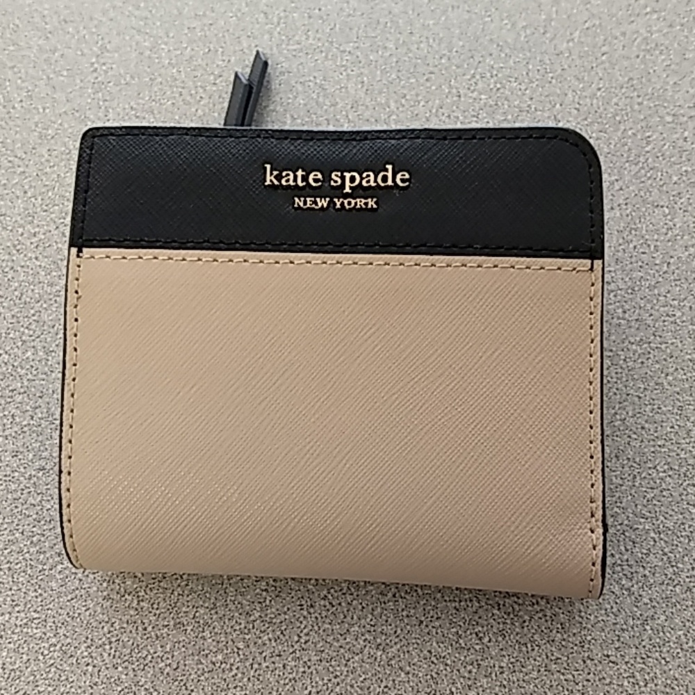 Kate Spade beautiful two toned mini wallet
